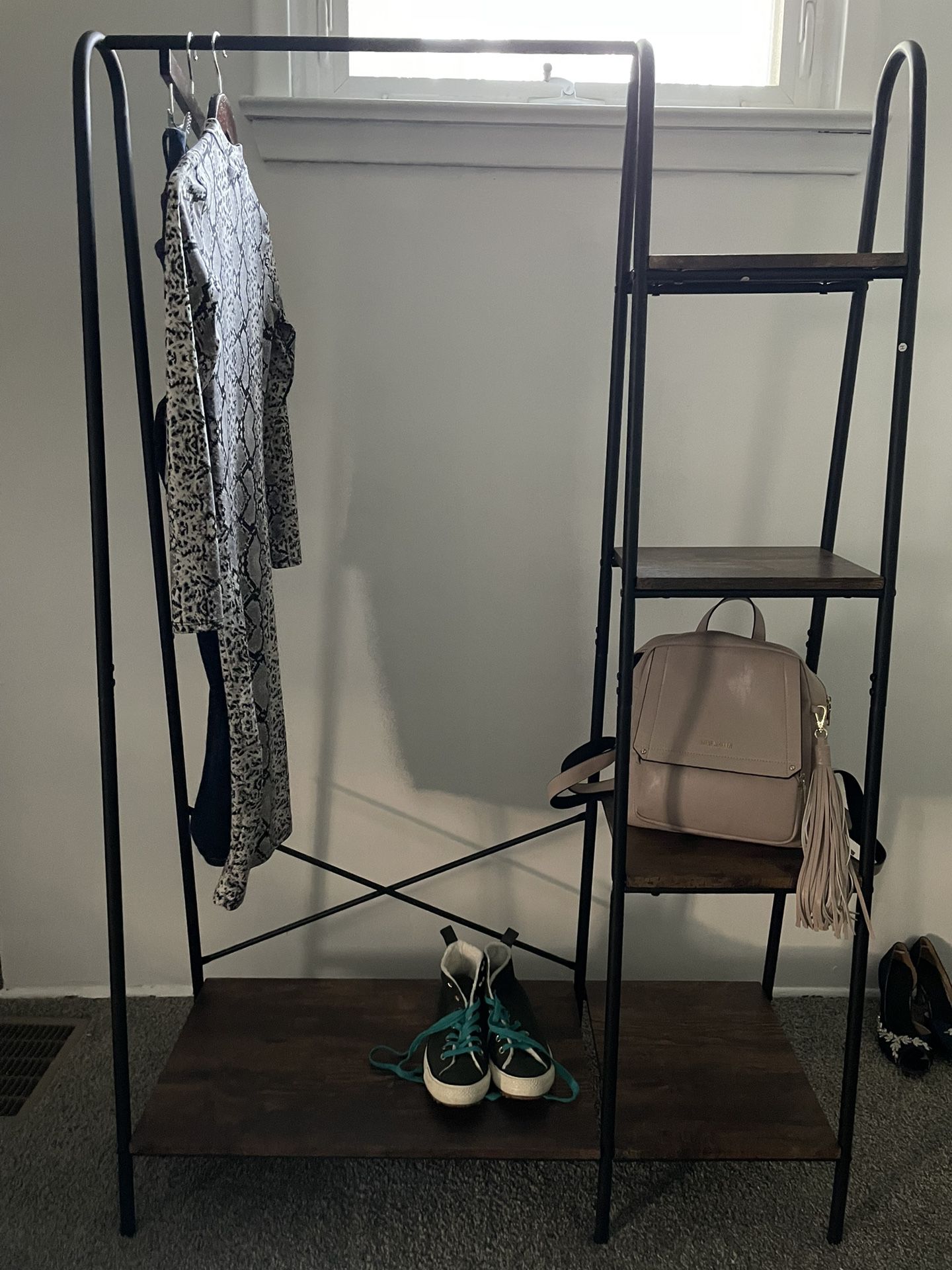  Clothing Rack With Shelves