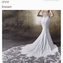 Larissa Enzoani Wedding Dress
