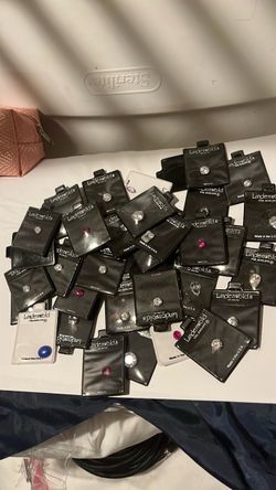 Lindenwold Fine Jewelers Stud Earrings Lot