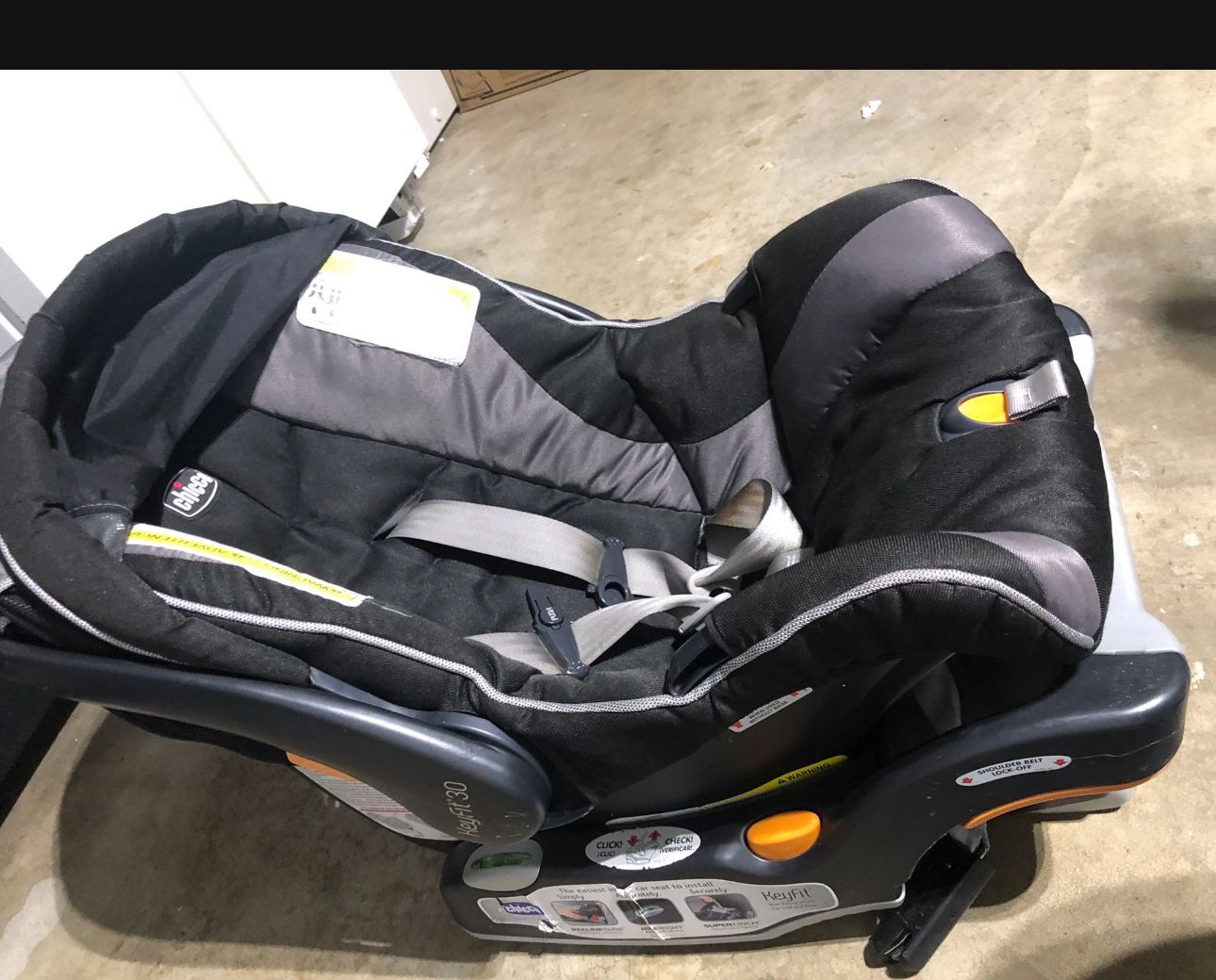 Chicco Carseat With Base