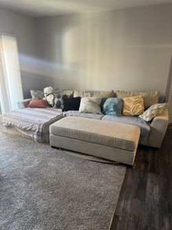 Living Room Family Couch With Pillows