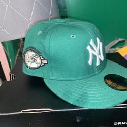 Yankee New York Fitted Green Pink Brim
