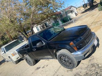2005 Chevy colorado tiene problemas se descarga la bateria