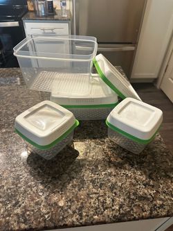 (New) plastic Tupperware