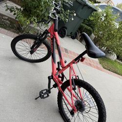 Kids Mountain  Bike Six Speed Shifting