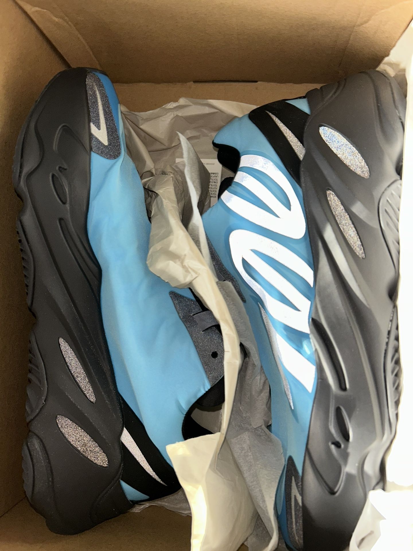 700 boost box adidas Yeezy Boost 700 