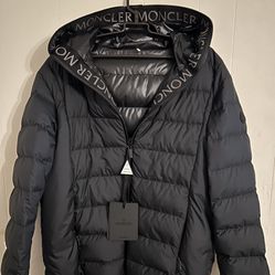 Moncler Puffer Jacket 