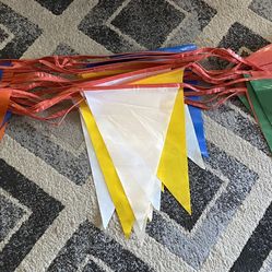 Pennant Streamer