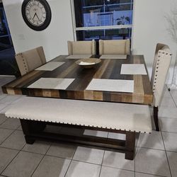 Dining Room Table 