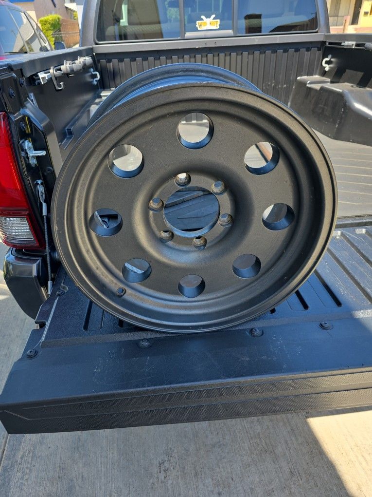1 Rim 17×8 American Racing