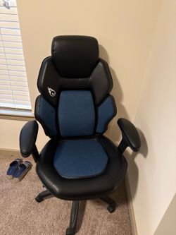 Office/Gaming Chair – Adjustable Armrests & Great Spine Support