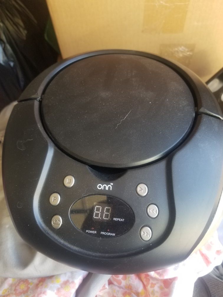 Cd player with cds