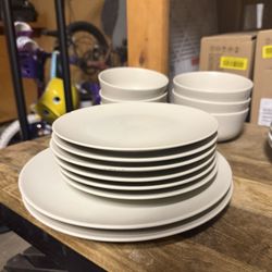 Plates and Bowls 