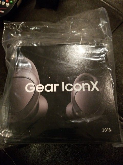 Samsung Gear IconX Wireless Headphones