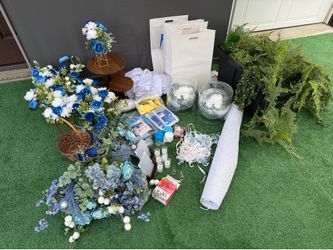 Wedding supplies and decor set - Used once, and in excellent condition