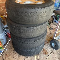 Chevrolet Suburban Wheels + Tires