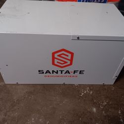 Santa Fe Dehumidifier  Compact 70