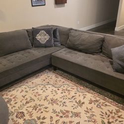 Sectional Couch 