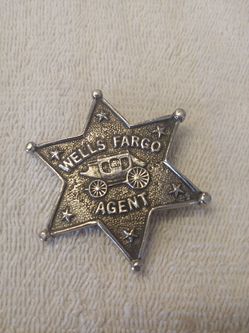 Vintage wells fargo brooch