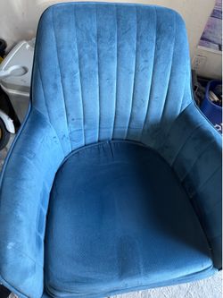 Vanity chair