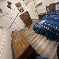 Moving / estate sale