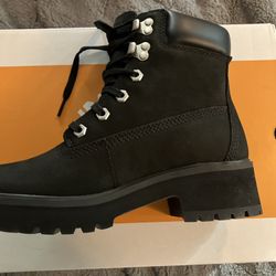 Timberlands - Woman’s 6.5