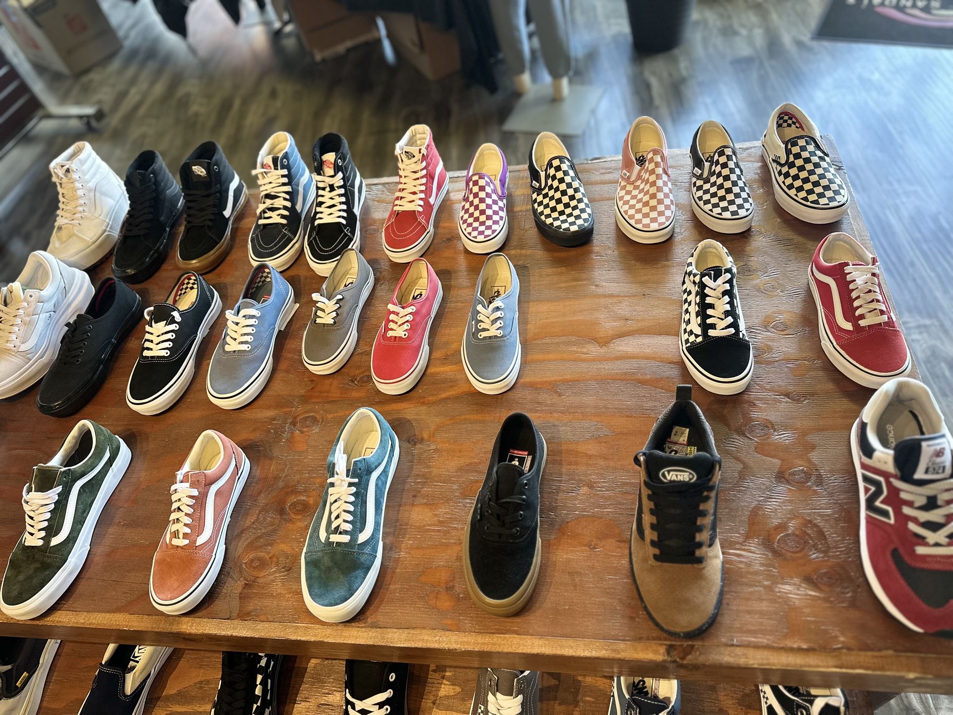 Vans Converse Reebok Adidas Ugg Rainbow Everything Must Go At 50 To 70% Off Store Closing