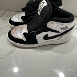 Nike Jordan’s Boys 4y