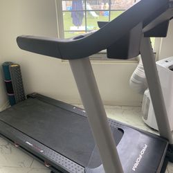 Treadmill 