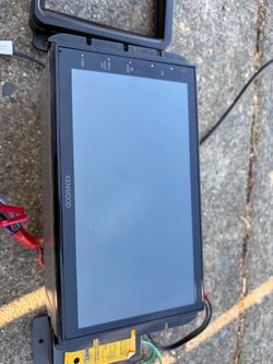 $125.00 OBO - Kenwood DMX47S 6.8” touchscreen