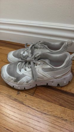 Girls Reebok kids size 3