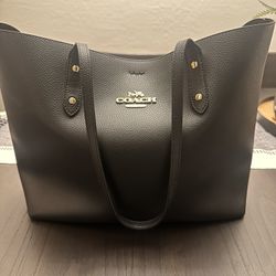 Coach Carryall Tote