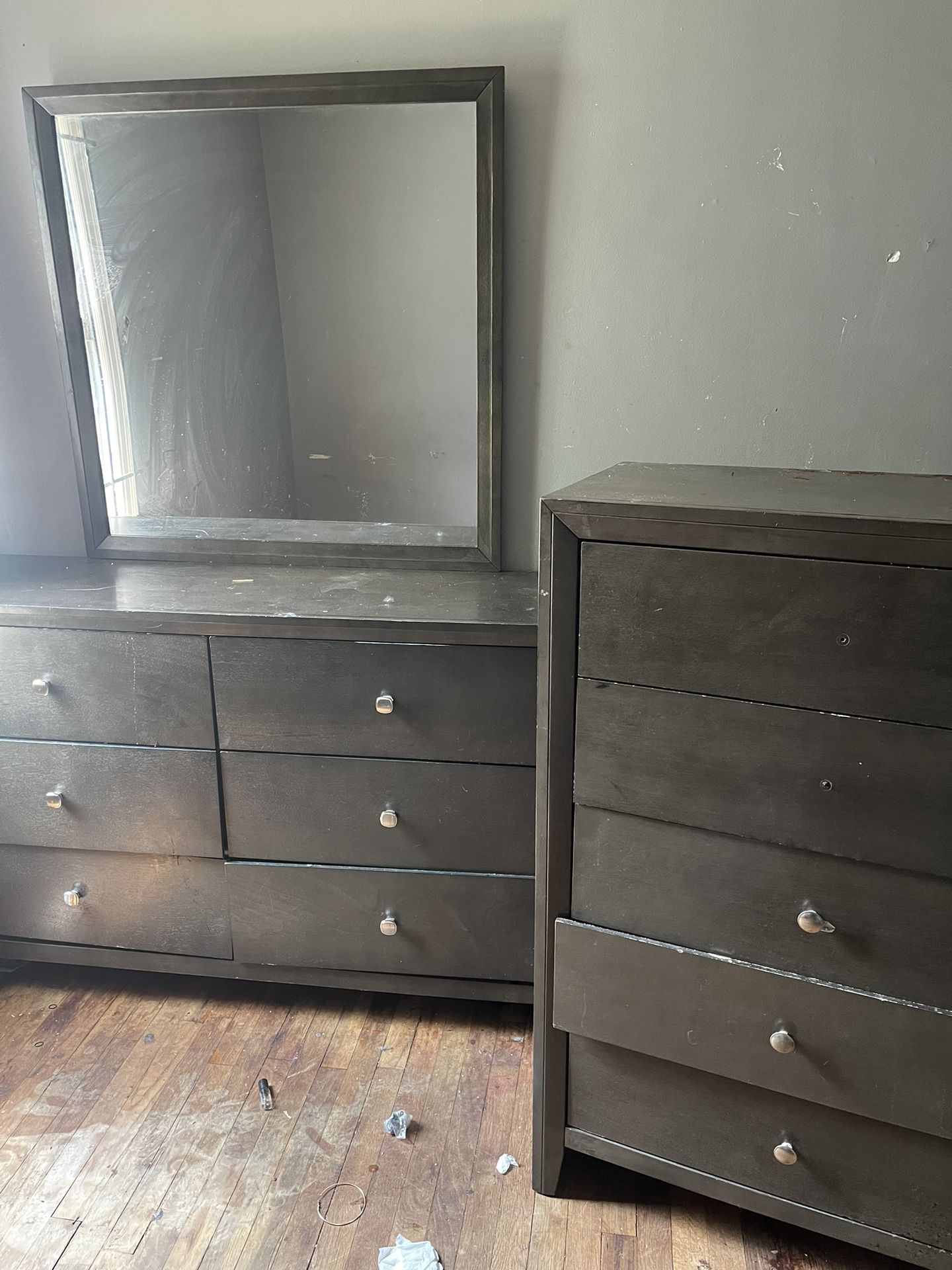 Dresser Set