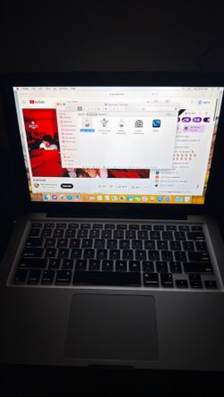 Mac book pro 2011 13 inch