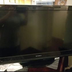 Dynex 32 Inch Flat Screen TV