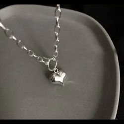 Beautiful Sterling Silver Brand New Heart &Toggle Closing Necklace 