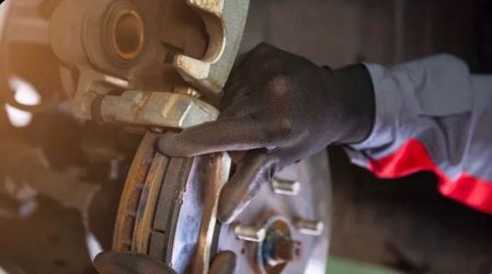 Brake Pad Replacement / Oil Change - Bloomington CA