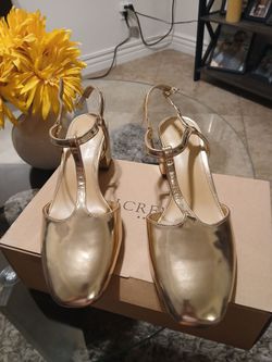 Gold shoes