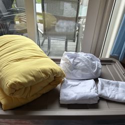 Twin Size Bed Set