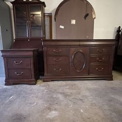 Dresser Real Wood $75