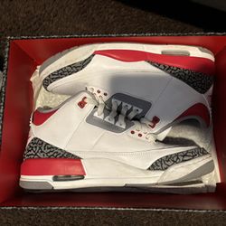 Air Jordan 3 Retro  Size 10
