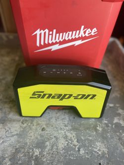 Snap On Speaker 🔊 