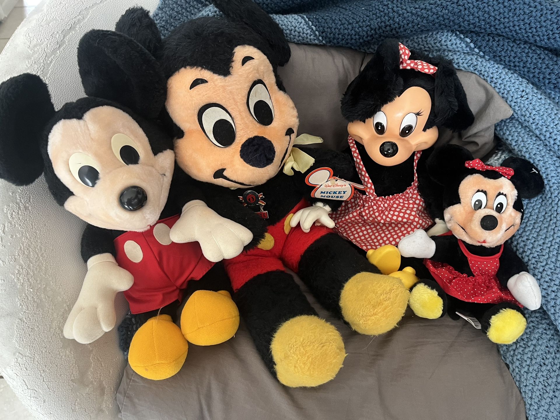 Vintage Mickey Mouse And Minnie Mouse Plushies (Lot Of 4)