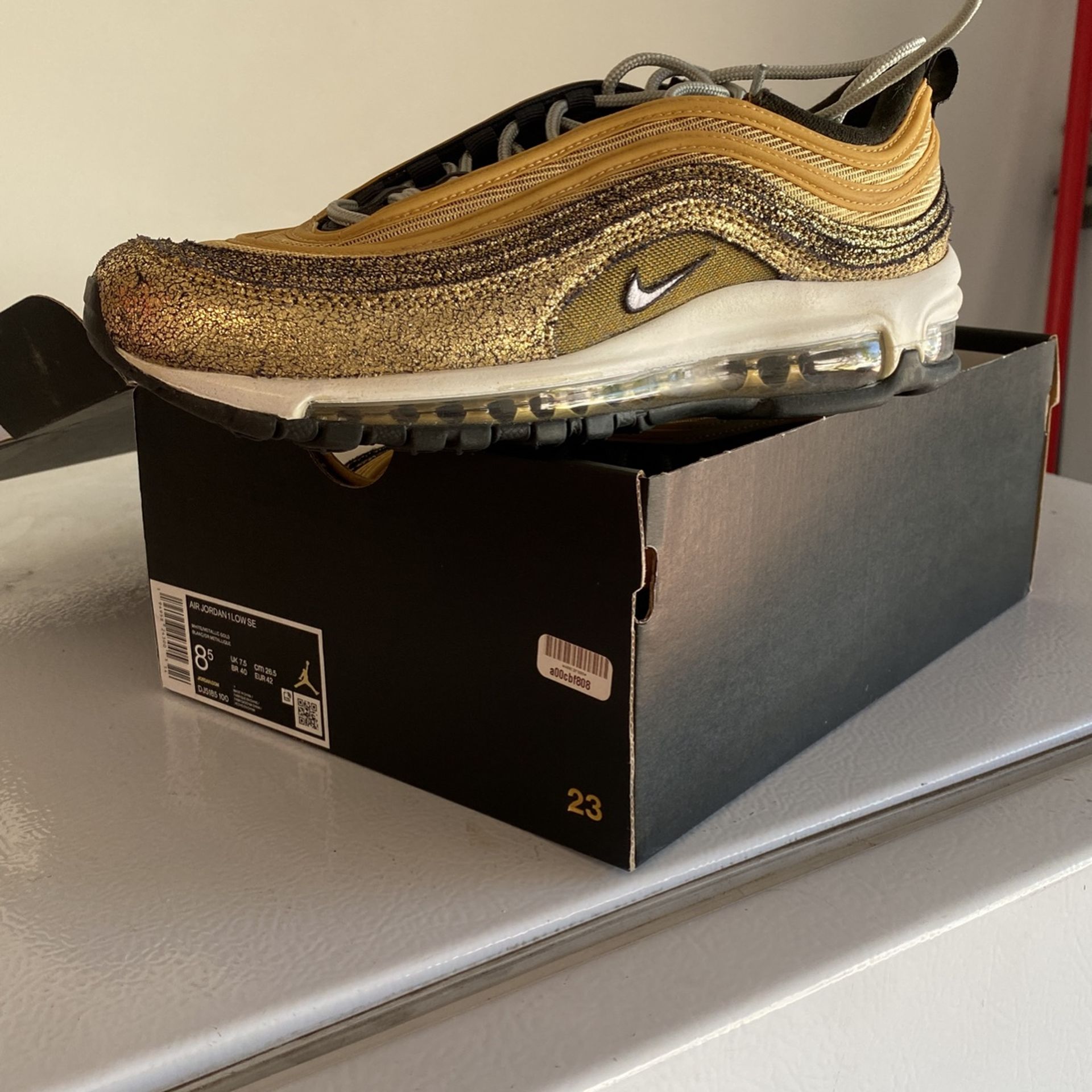 Gold Air Jordan Low Rise / New Size 8.5