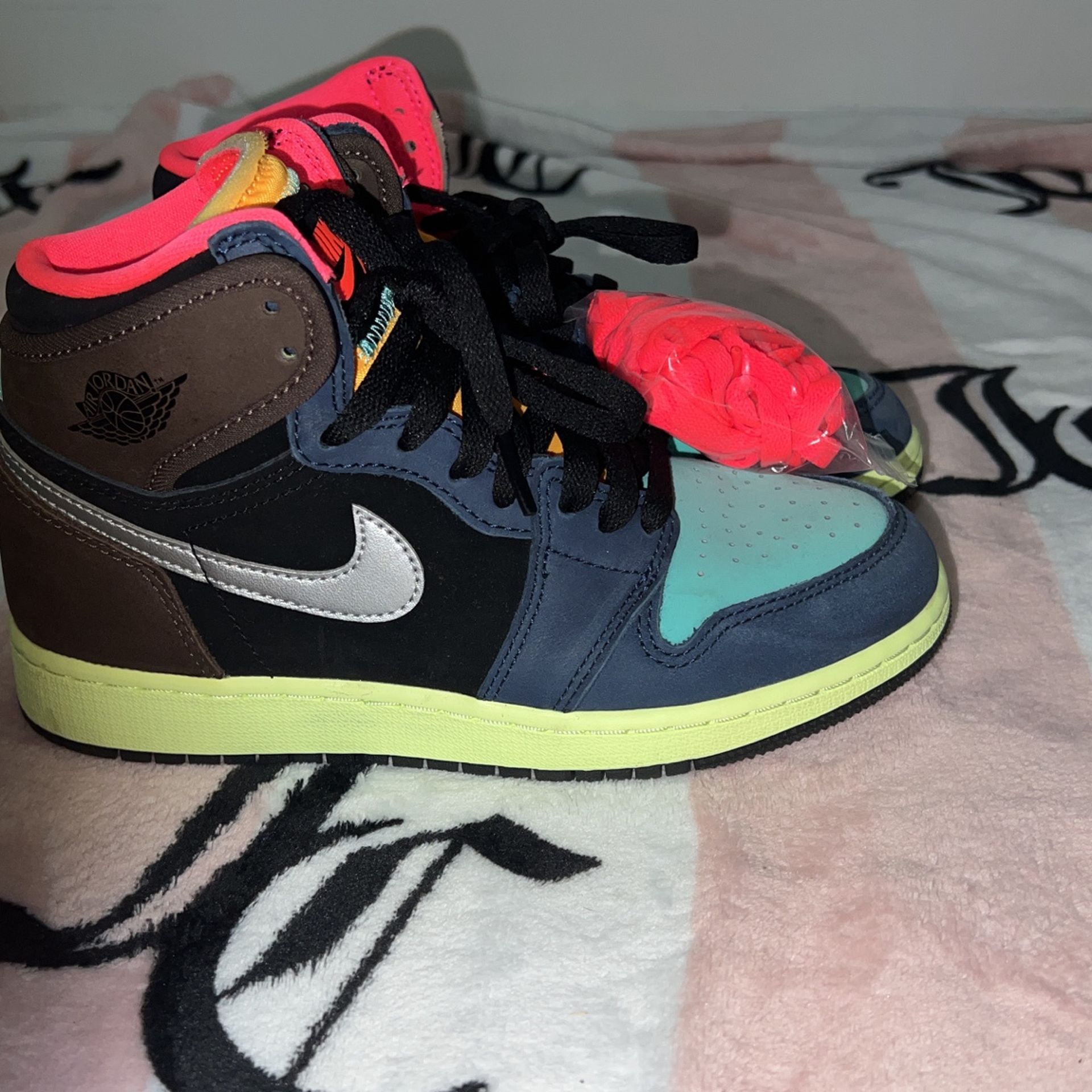 Worn Only Once . Still Like Brand New .