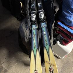 Skis Rossignol
