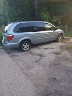 2005 Dodge Grand Caravan