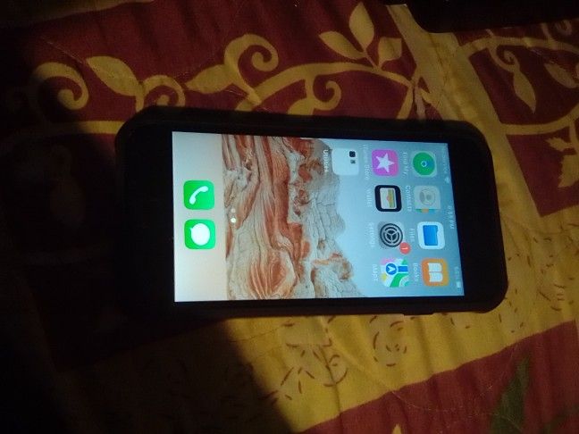 Brand New Unlocked Iphone 6s