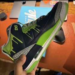 Jordan 3 Retro Doernbecher Hugo M9 / W10.5 