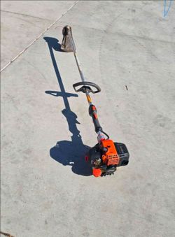 Echo 2-stroke Straight Shaft gas trimmer